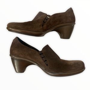 Dansko brown suede clog block chunky heels